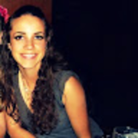 Meet your Posher, Taylor - Picture 1 of 1